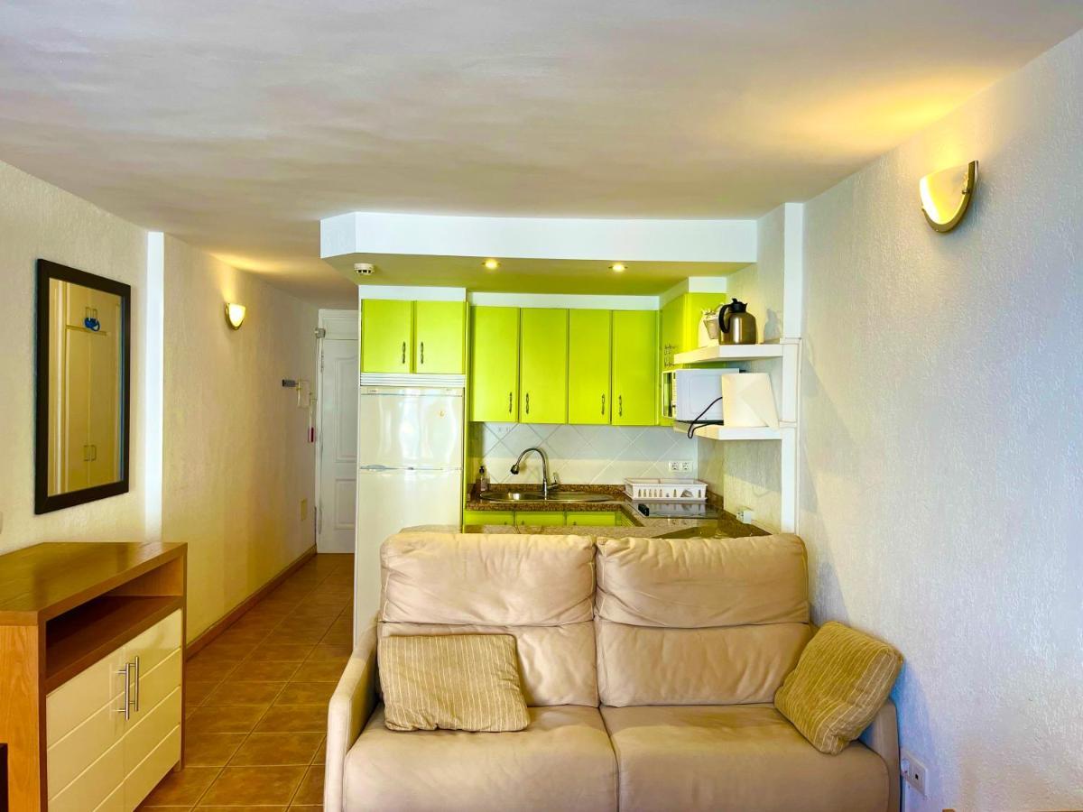 פלאייה דה לאס אמריקס Borinquen Sky Apartments מראה חיצוני תמונה