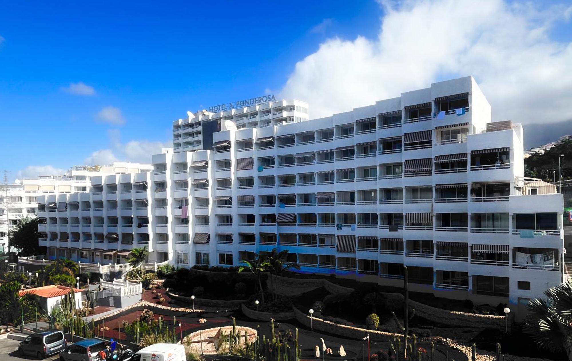 פלאייה דה לאס אמריקס Borinquen Sky Apartments מראה חיצוני תמונה