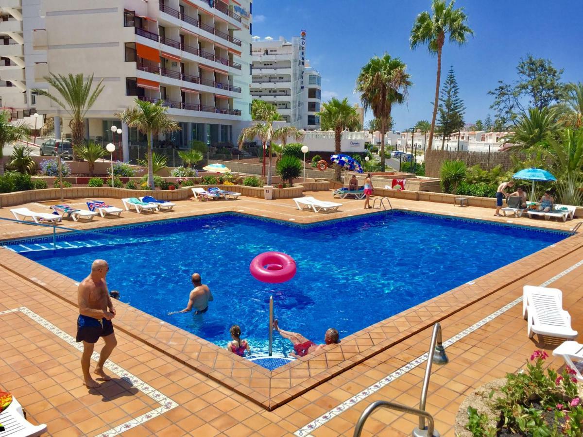 פלאייה דה לאס אמריקס Borinquen Sky Apartments מראה חיצוני תמונה