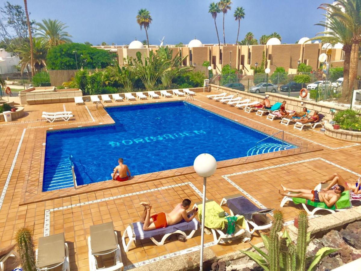 פלאייה דה לאס אמריקס Borinquen Sky Apartments מראה חיצוני תמונה